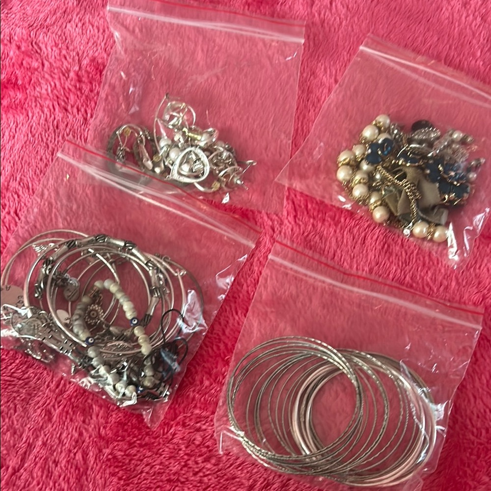 Elegant Silver and Gold Jewelry Set